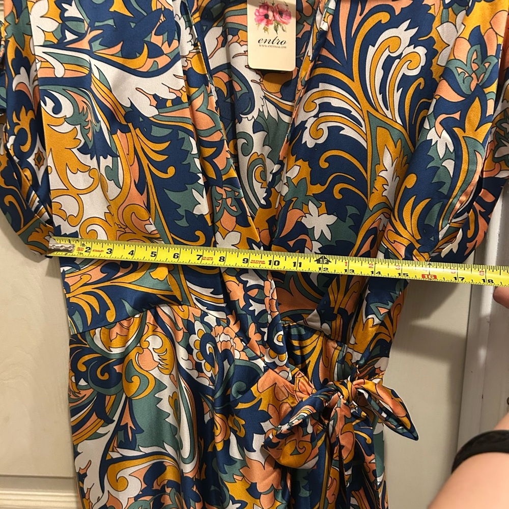 Entro Blue and Yellow Short Sleeve Midi Wrap Sundress - size large - Picture 10 of 10